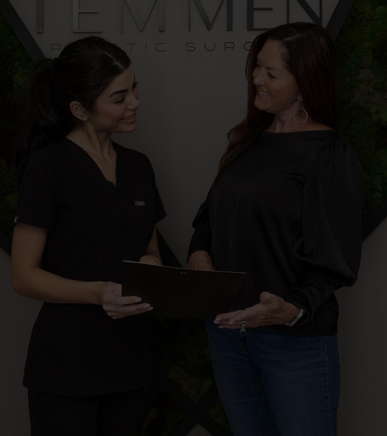 female plastic surgeon in Tampa, FL, Dr. Traci Temmen